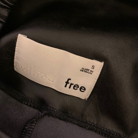 Aritzia Wilfred Free Daria Faux Leather Leggings - Picture 5 of 5